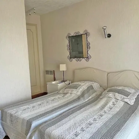 Palais De La Διαμέρισμα Σαιντ-Μαξίμ